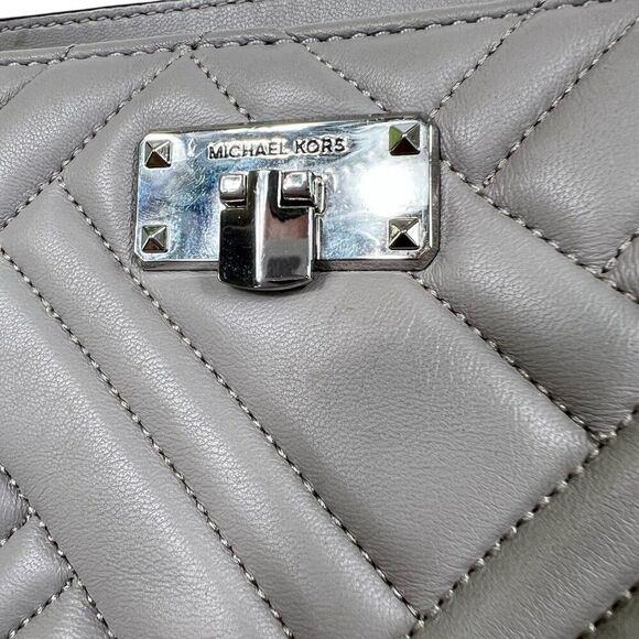 Michael Kors Quilted Leather Peyton Shoulder Bag Tote With Chain Strap Gray - Picture 4 of 14